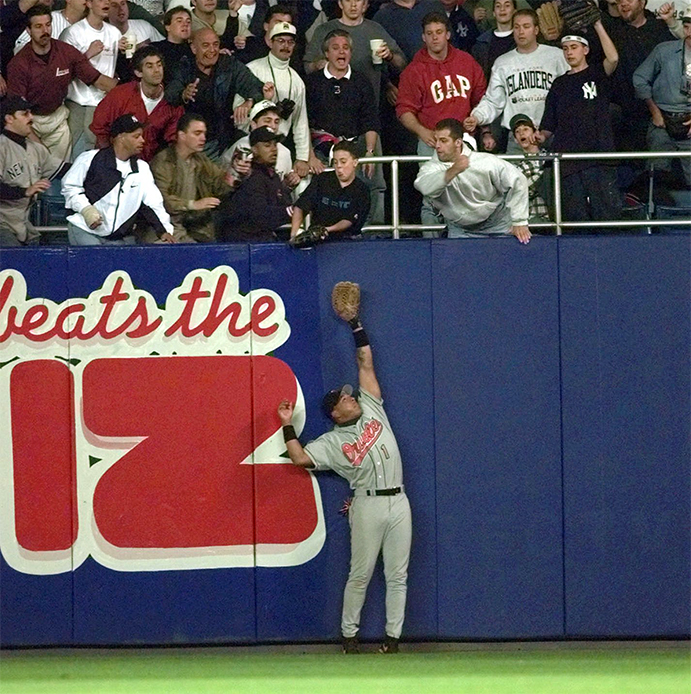 Jeffrey Meier helps give Derek Jeter a home run in the 1996 ALCS