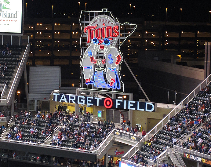 Minnie and Paul sign at Target Field